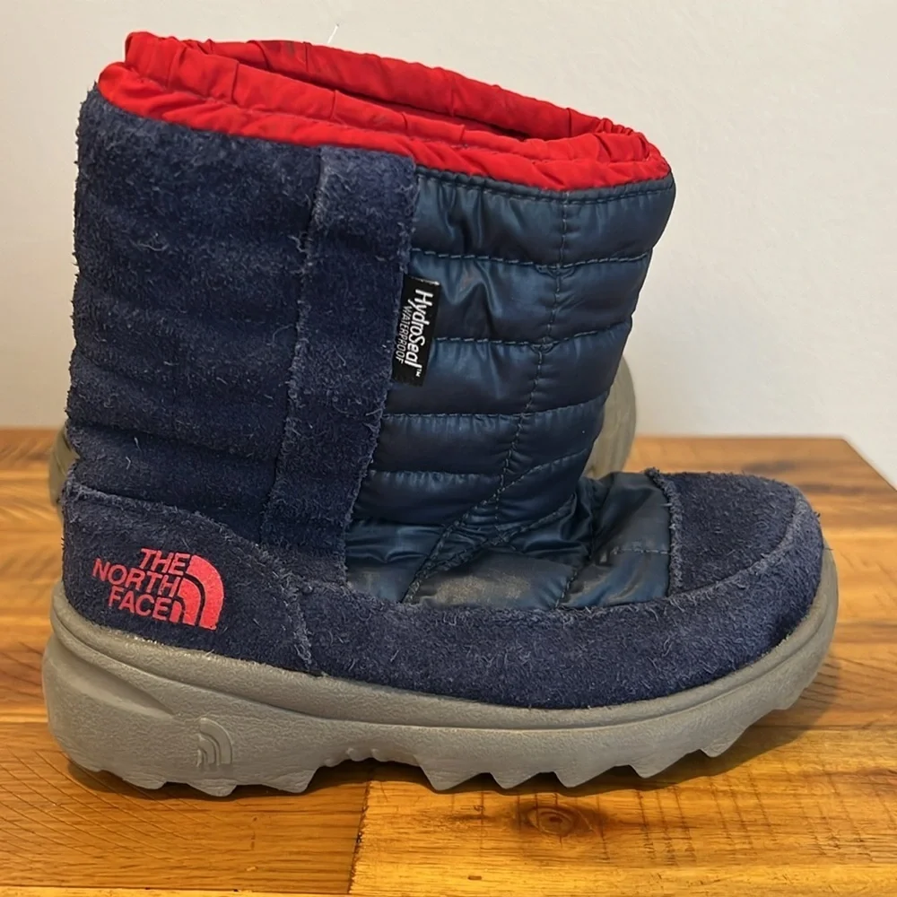 The North Face Boys Winter Camp Blue Boots Waterproof
